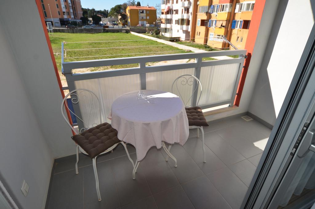 רוביני Apartment Dina 52 מראה חיצוני תמונה
