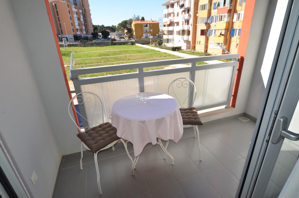 רוביני Apartment Dina 52 מראה חיצוני תמונה