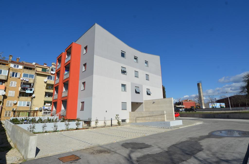 רוביני Apartment Dina 52 מראה חיצוני תמונה