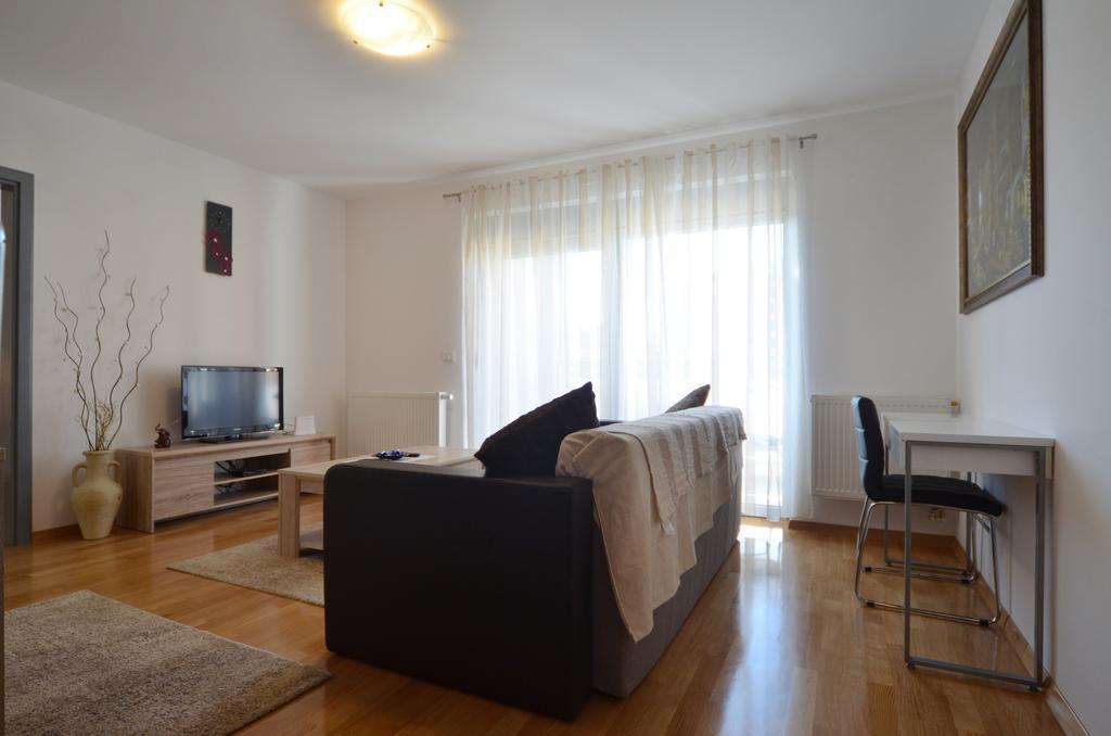רוביני Apartment Dina 52 מראה חיצוני תמונה